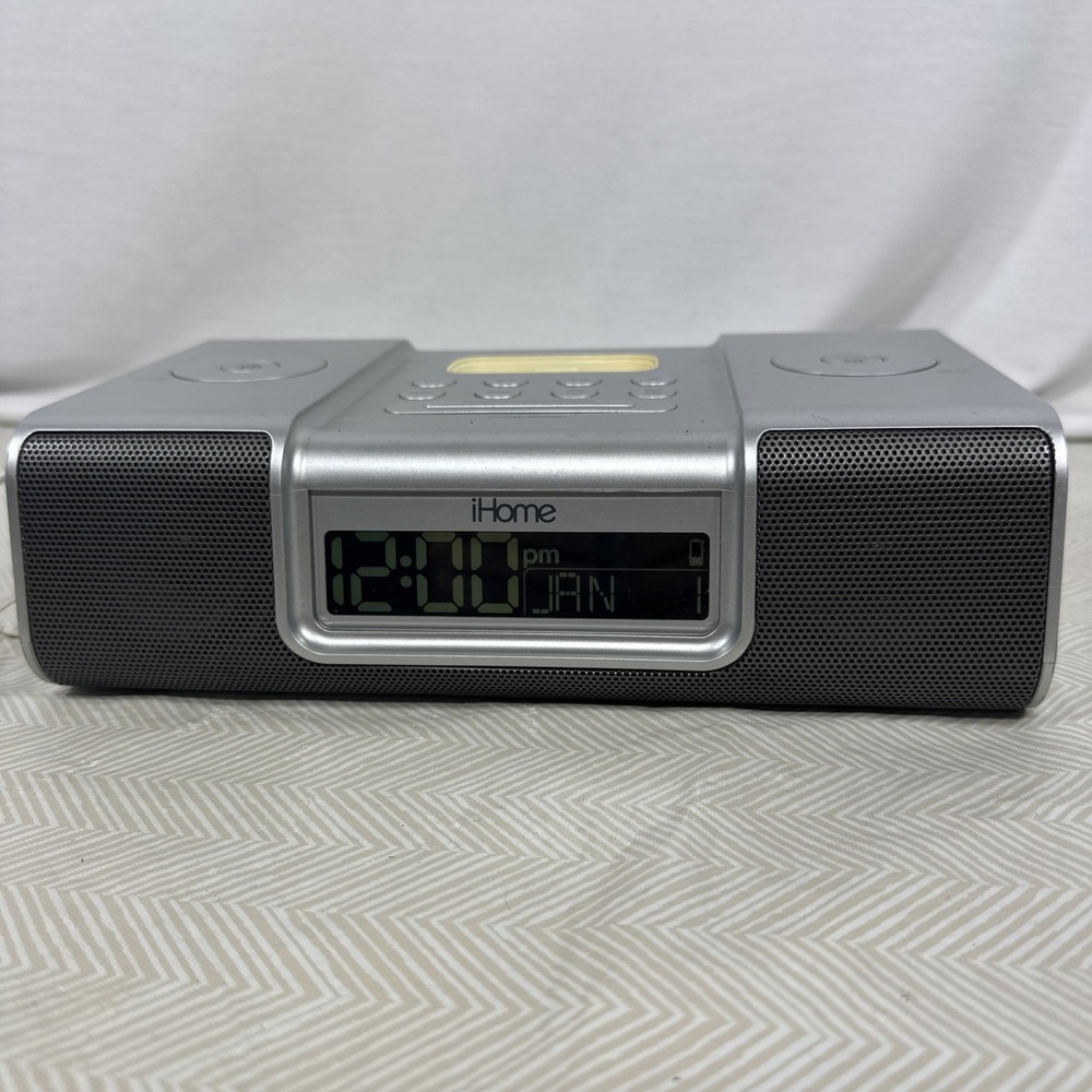 iHome iH9 Clock Radio Stereo Speaker System with iPod iPhone Dock TESTED‎